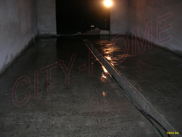 Отшлифованный бетонный пол в автомойке  Белгородской области